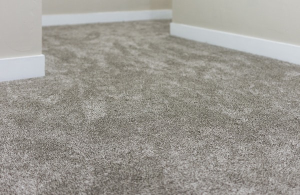 Dycarp offers lvp and carpet laying services in Norfolk.